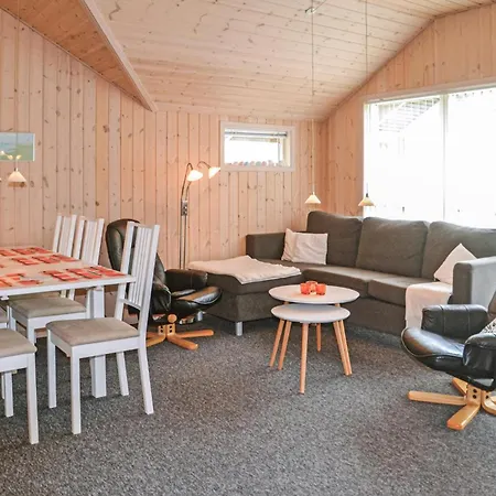 Gorgeous Home In Oksbol With Sauna Nyaraló